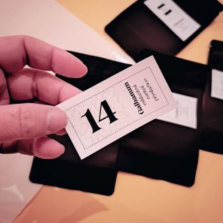 🌲Celkem jsem pro letošní Adventní vykuřovací kalendář nalepila takovýhle čísel na samolepkách 1920. 🌲Tahle konkrétní...